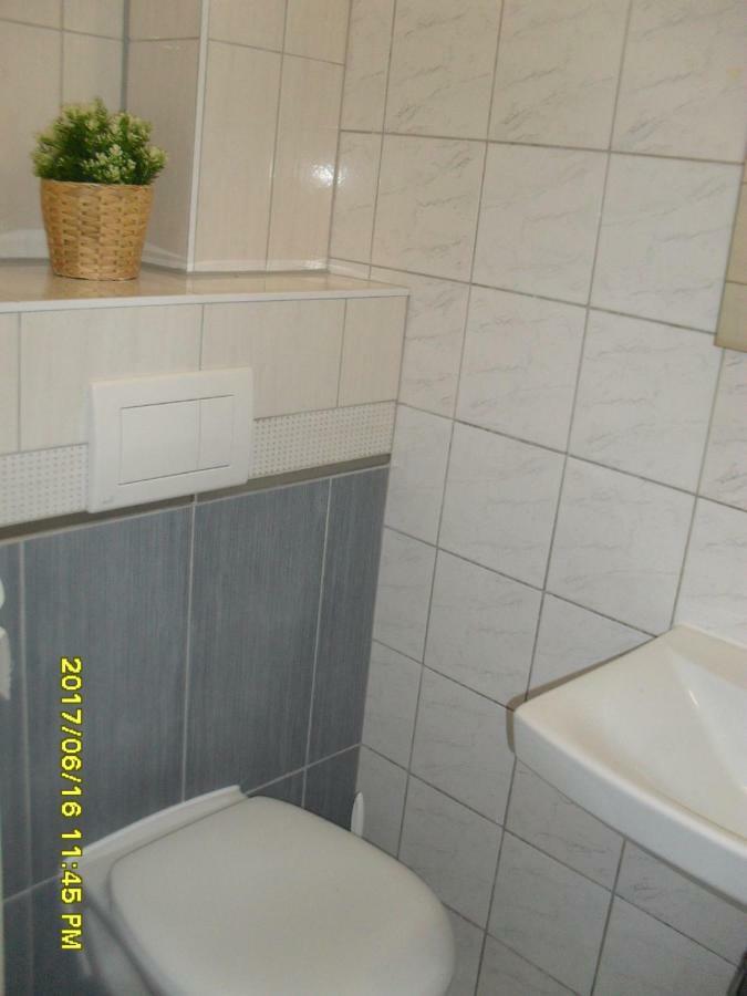 Hotel Fortuna Senec Bagian luar foto